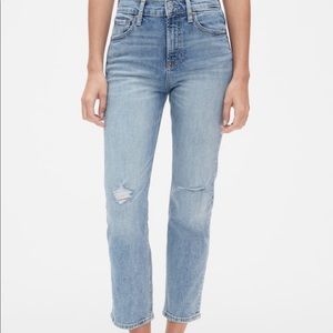High Rise Cheeky Straight Jeans, distressed hem